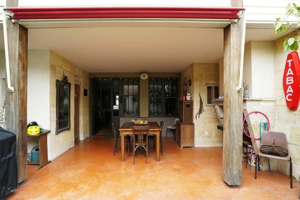 Au Petit Bonheur Bed and Breakfast Talence Eksteriør billede